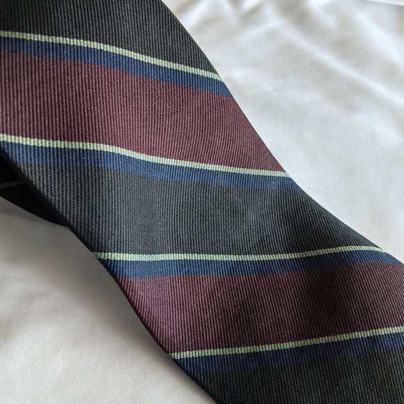 Farrell Reed for Davidsons of W. Virginia Silk Tie - Picture 3 of 11